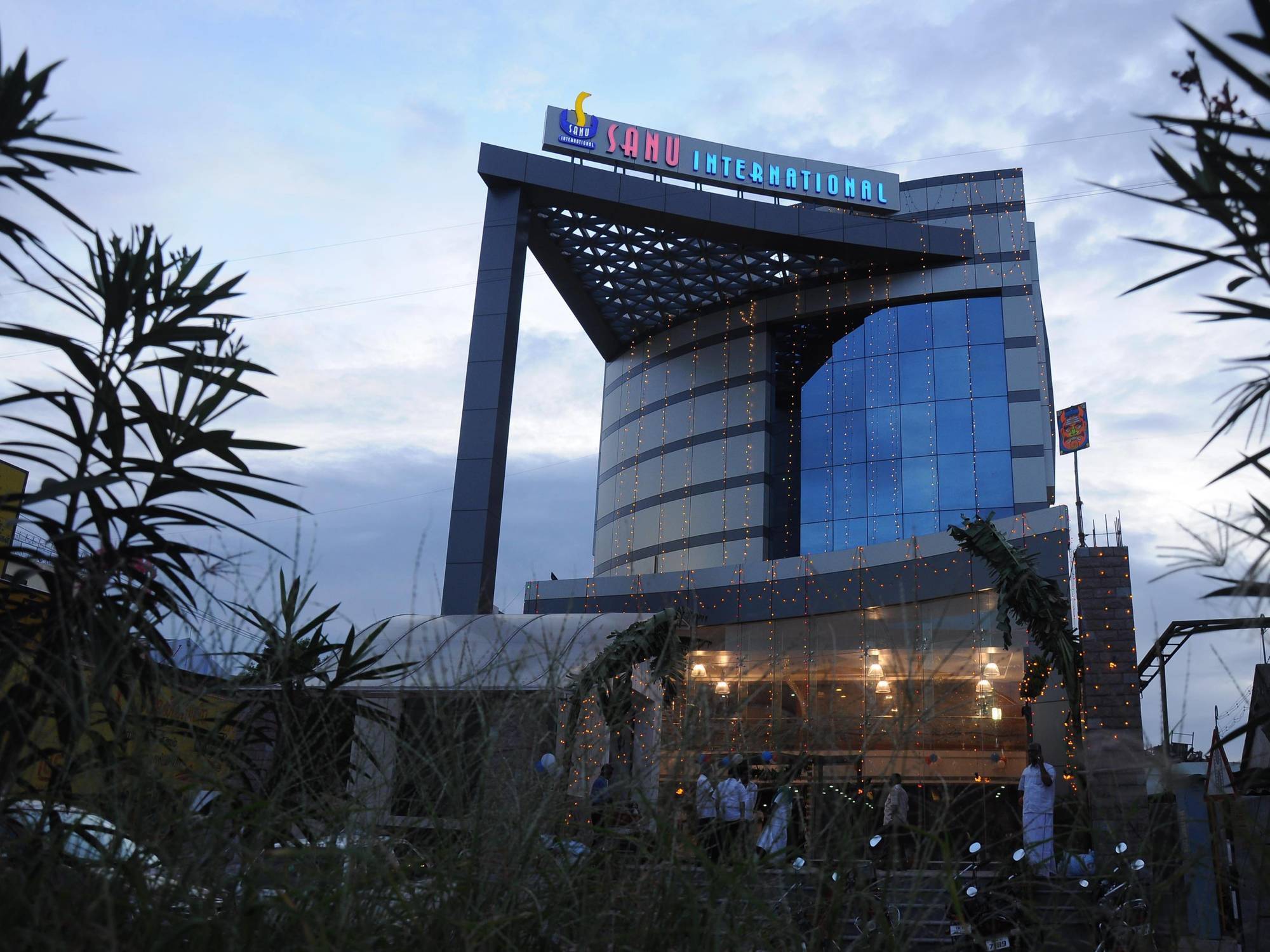 Sanu International Hotel Nāmakkal Kültér fotó